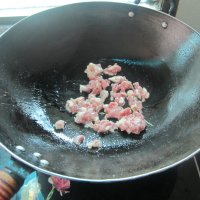 猪肉蒜苔炒油豆腐