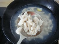糟溜青豆鱼片