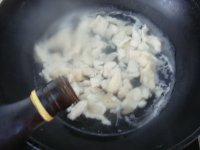 糟溜青豆鱼片