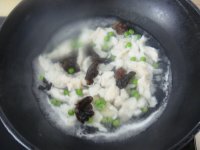 糟溜青豆鱼片