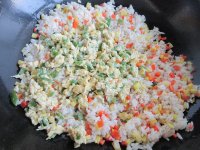 青椒鸡蛋花炒饭
