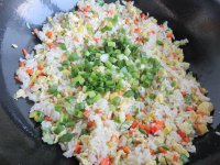 青椒鸡蛋花炒饭