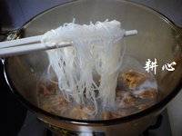 油面筋肉末米粉汤