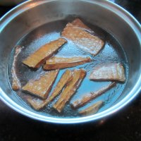 蒜米辣椒拌卤豆腐丝