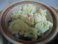 花菜虾皮枸杞汤