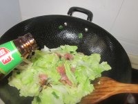 火腿炒包菜
