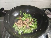 瘦肉炒凉瓜