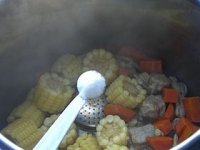 排骨炖玉米