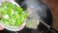 尖椒炒肉