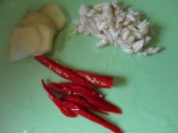 红烧鱼头豆腐