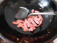 韭菜炒香肠