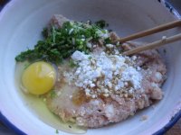 红油荠菜肉沫馄饨