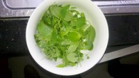 荆芥凉拌红萝卜