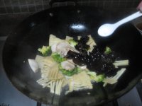 春笋杏鲍菇炒肉