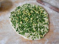 烫面韭菜饼