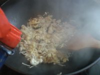 金针菇炒鸡蛋
