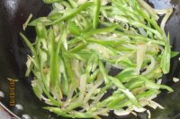 尖椒炒榨菜丝