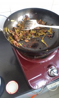 老干妈肉丝茄子