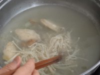 鸡翅金针菠菜汤