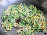 蚝油韭菜炒黄豆芽