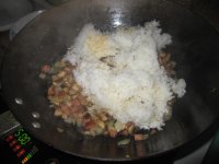 香菇肉肠鸡蛋炒饭