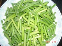 蒜台炒鸡蛋