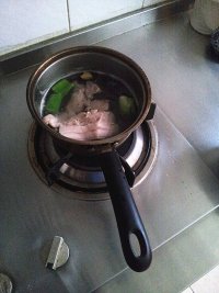酸菜氽白肉