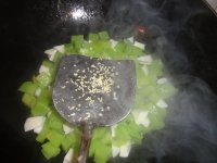 莴笋炒蛋白
