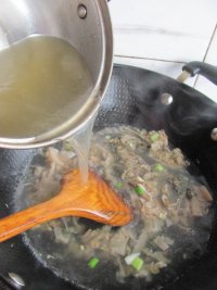 酸菜白肉锅
