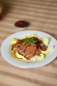 凉拌麻辣牛肉