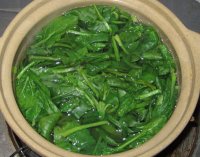 菠菜拌花生米