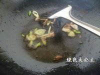 小蘑菇炒肉