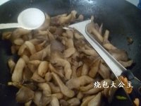 小蘑菇炒肉