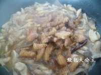 小蘑菇炒肉