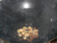 鸡腿炖土豆