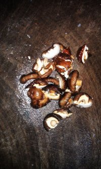 冬菇蒸鸡肉