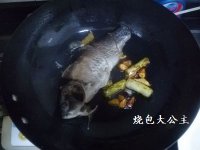 鲫鱼炖豆腐