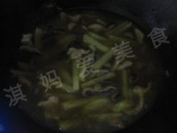 西红柿土豆香菇烩饼