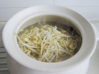 黄豆芽炖排骨