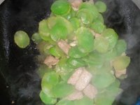 莴笋炒肉片