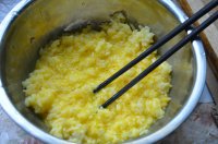 大米时蔬鸡蛋饼