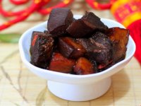 菠萝黑米汁烧肉