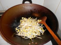 清炒黄豆芽