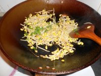 清炒黄豆芽
