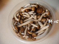 双竹蟹味菇煲