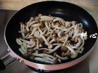 双竹蟹味菇煲