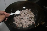香菇炸酱面