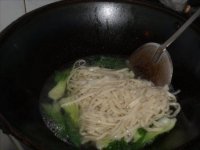 肉丝菜汤面