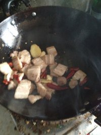 粉皮炖肉
