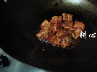 油焖海鲜酱排骨